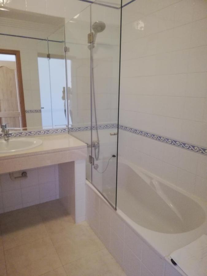 Villa V2 Aa Olhos de Agua  Exteriör bild